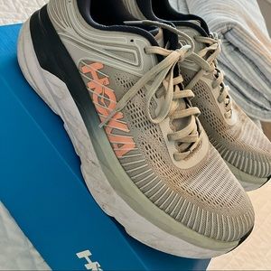 Hoka Bondi 7